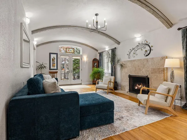 1204 Cedar Lake Rd S, Minneapolis, MN 55416