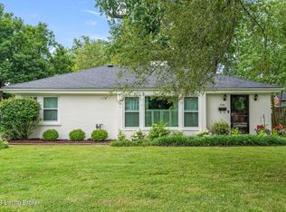 308 Chenoweth Ln, Brownsboro Village, KY 40207