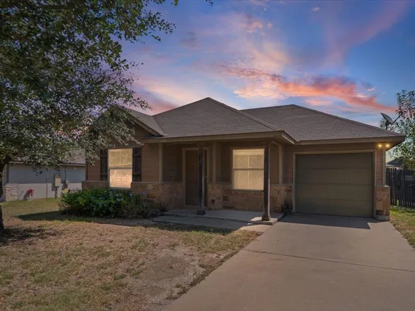612 Amber Ln, Jarrell, TX 76537