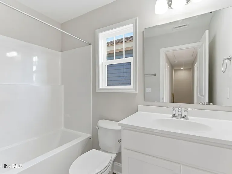 Hall bathroom upstairs