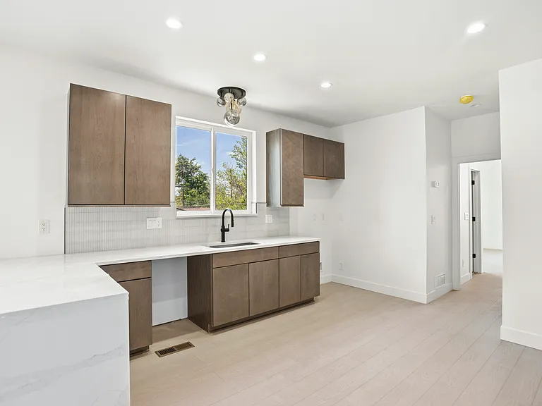 W 37th Ave — Photo 5