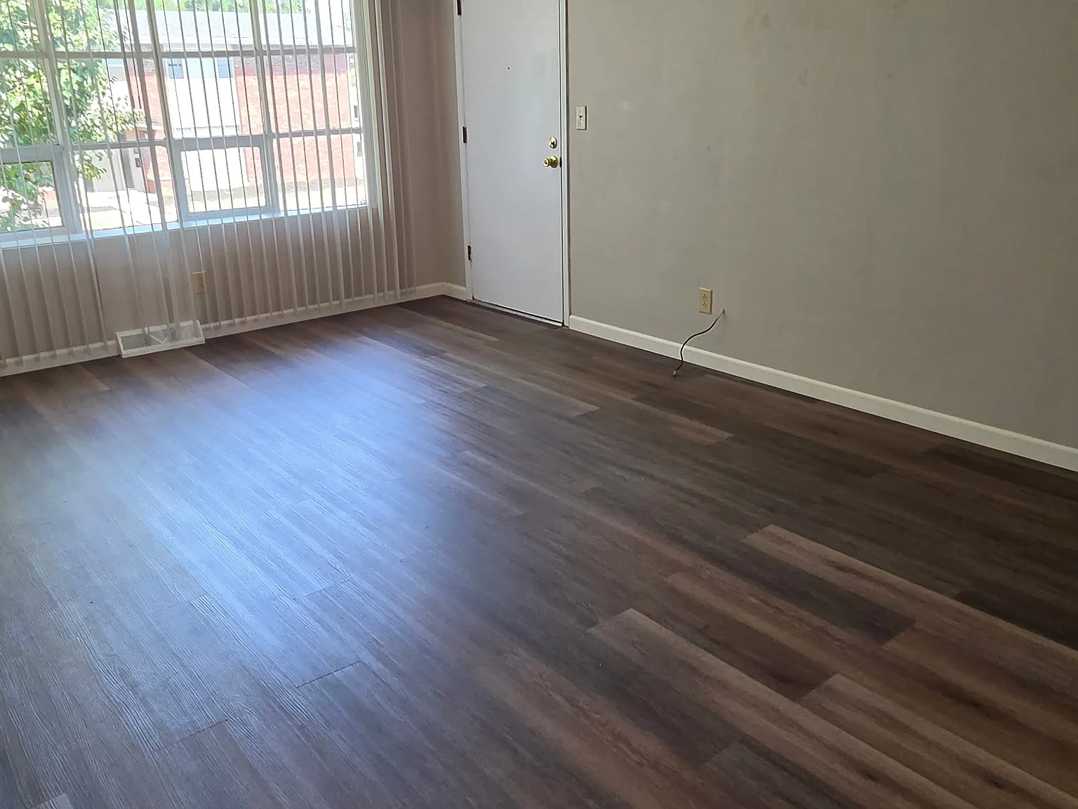 2 bed, 880 sqft, $895 — Photo 3