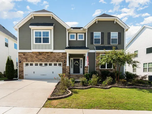 309 Cahors Trl, Holly Springs, NC 27540