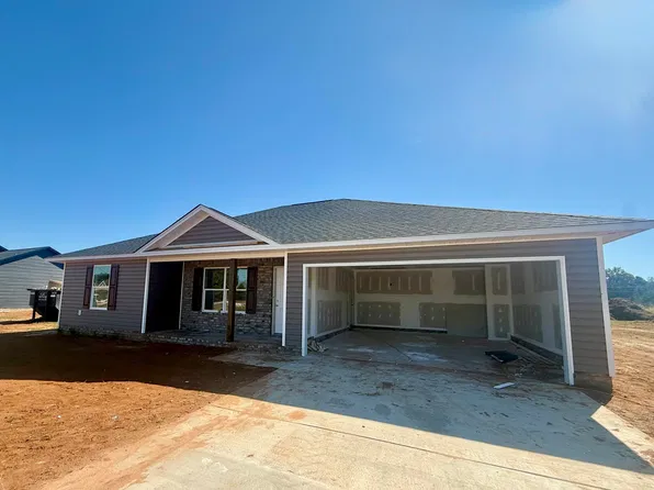 1165 Makayla Ln, Wedgefield, SC 29168