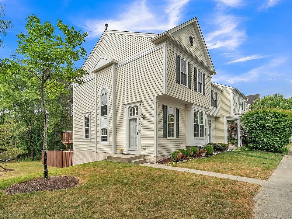 1st image of 212 Arcadia Shores Cir