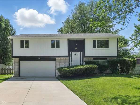 5524 Duxbury Pl, Lorain, OH 44053