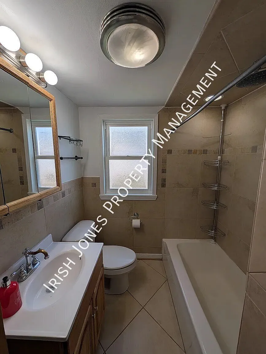 3 bed, 1440 sqft, $2,150 — Photo 2