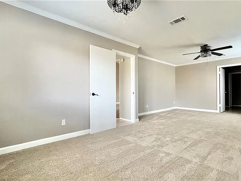 11909 Hardwood Trl — Photo 8