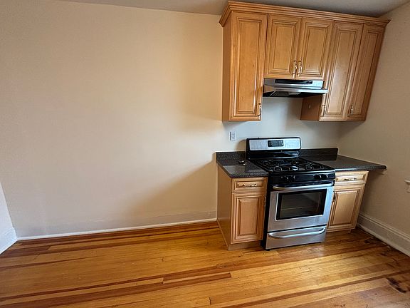 STAINLESS STEEL APPLIANCES