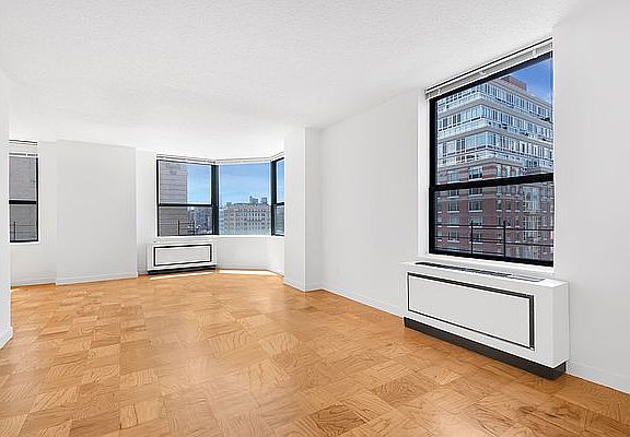 5th image of 247 W 87th St APT 12J