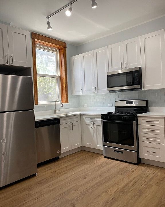 1st image of 1750 W Haddon Ave APT 1