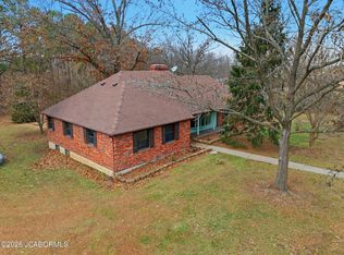 6424 State Road O, Fulton, MO 65251