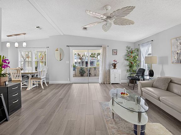 2nd image of 59010 Captiva Bay