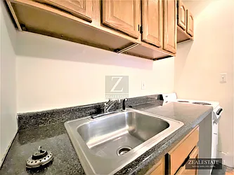 Rented by ZealEstate Group Inc