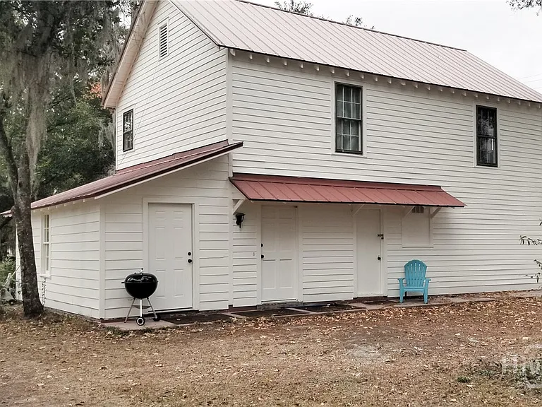 302 E Jefferson St #2 — Photo 3
