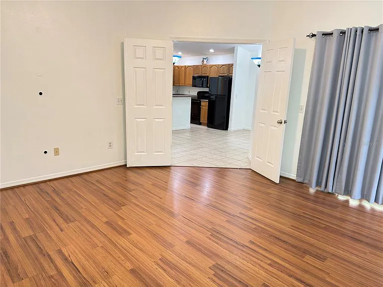 414 Ulelah Ave — Photo 12