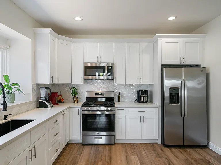 Fully-stocked kitchen