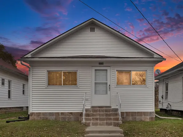 324 Stocker Ct, Elkhart, IN 46516