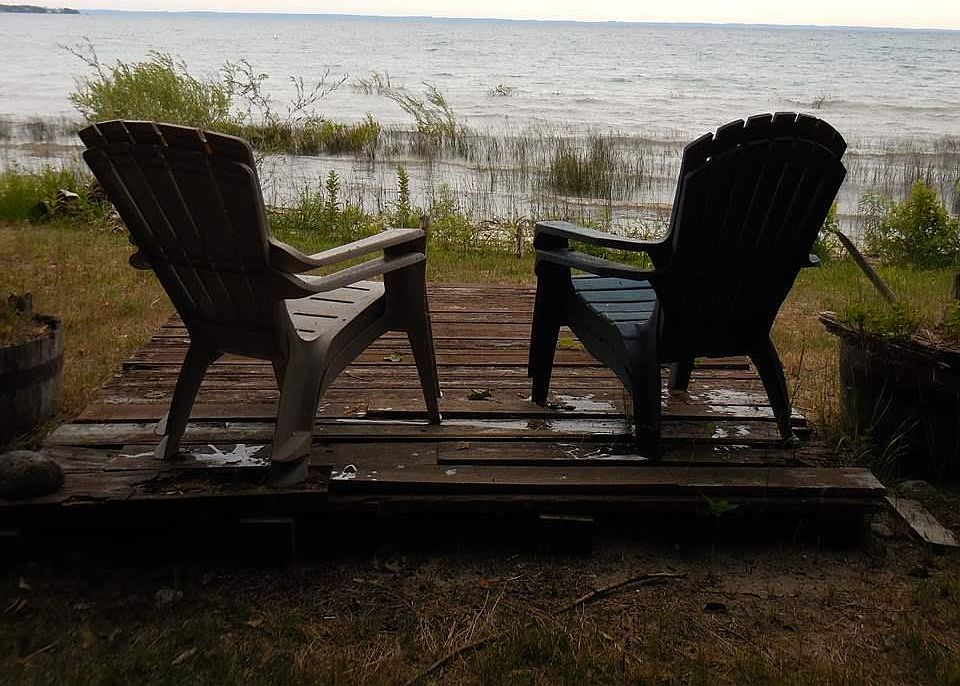 1st image of 577 S Shore Dr
