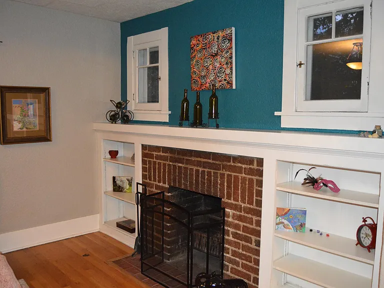 403 E Louisiana Ave — Photo 4