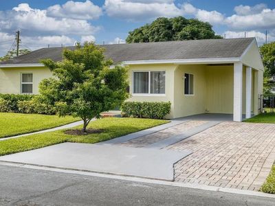 906 Lytle St, West Palm Beach, FL, 33405