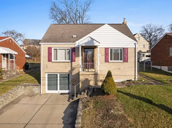 1079 Elwell St, Pittsburgh, PA 15207