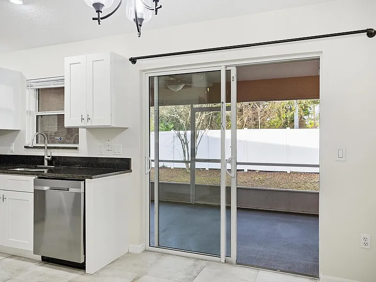 57 Raintree Pl #B — Photo 30