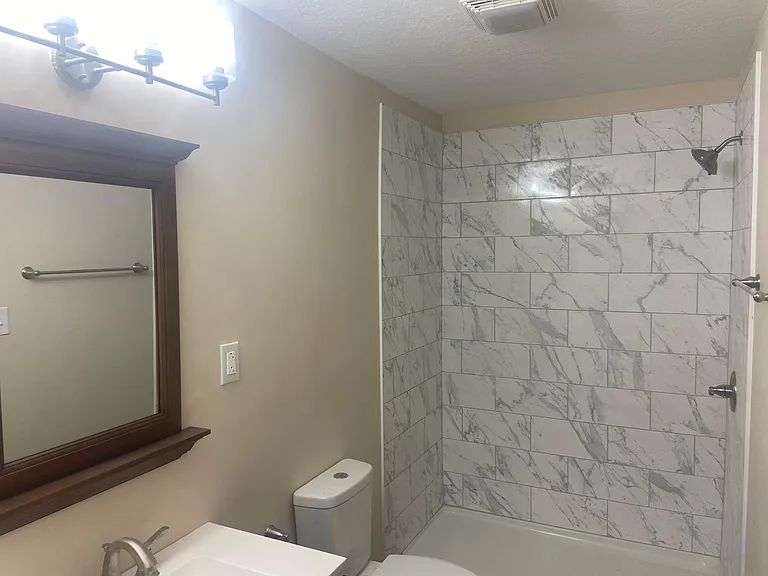 102 Hilltop Dr — Photo 7