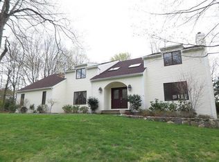 5 Colonel Thomas Ln, Bedford, NY 10506