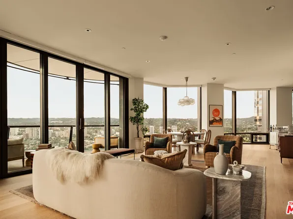 211 W Elm Ct #30A, Los Angeles, CA 90067