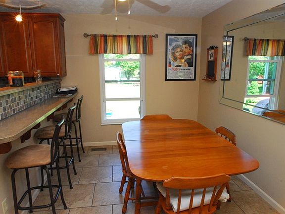5th image of 6671 Woodland Trace Ct