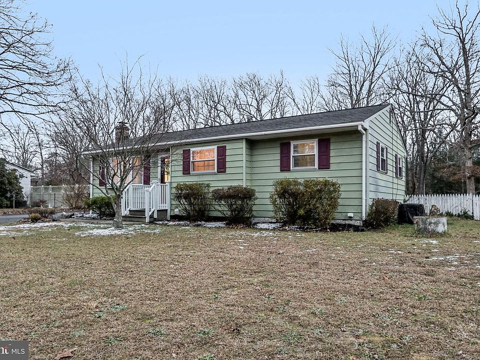 1st image of 84 Malaga Lake Blvd