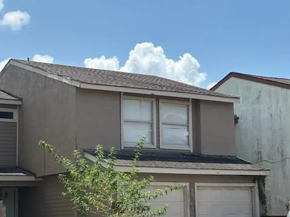12517 Corona Ln, Houston, TX 77072