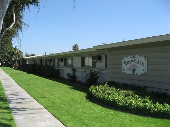 2200 E Westport Dr #13, Anaheim, CA 92806