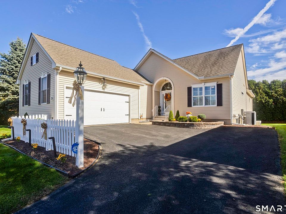 1st image of 26 Ross Way #26