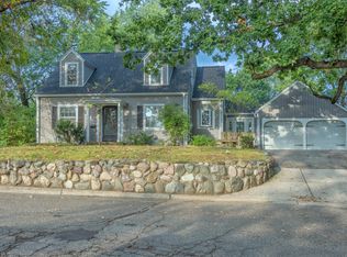 845 Lakeway Ave, Kalamazoo, MI 49001