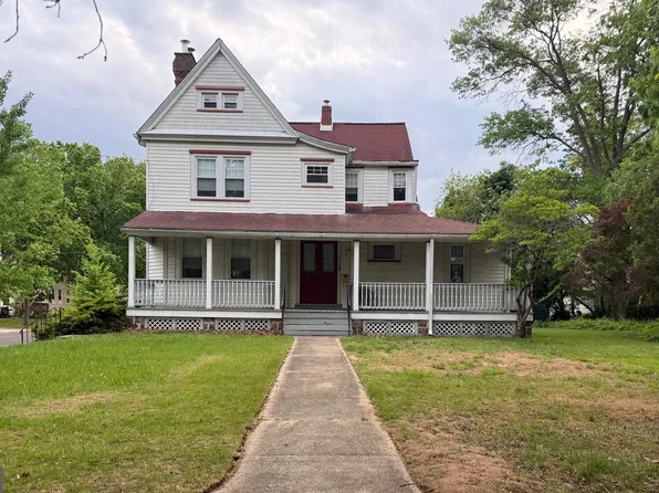 404 Fulton St #406, Riverton, NJ 08077