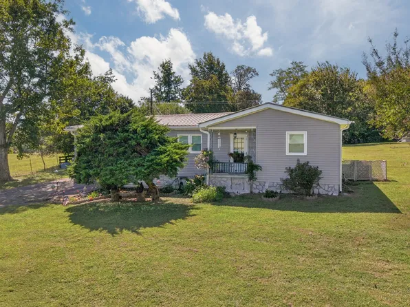 128 Smith Mill Rd, Fayetteville, TN 37334