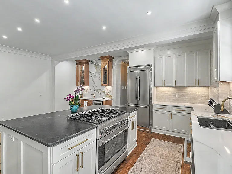 75 Smith St — Photo 10