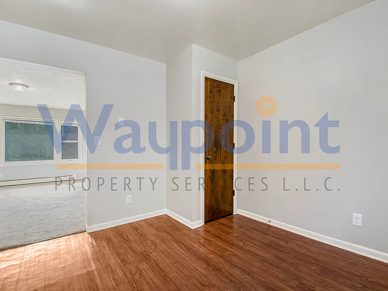 1407 W Ellis Ave #6 — Photo 9