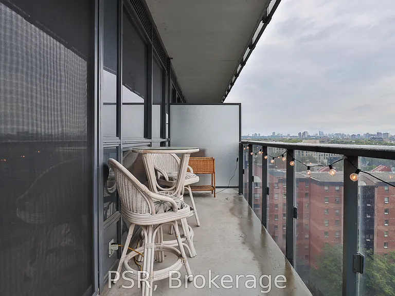 1030 King St W #1134 — Photo 15