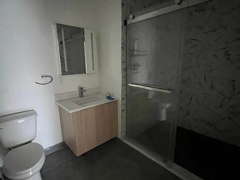 18 Freeway Dr E #505 — Photo 2