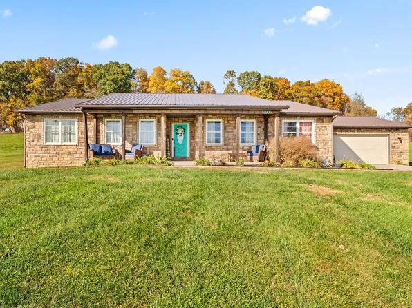12905 N Pike Rd, Mount Perry, OH 43760