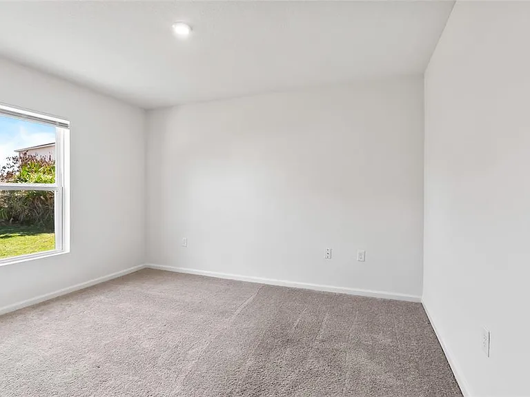 612 Linnet Ct — Photo 13