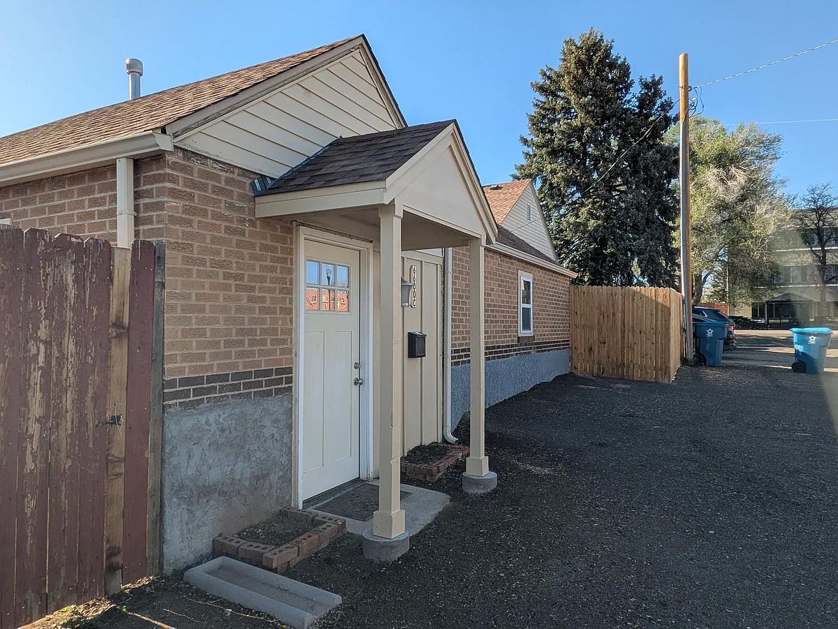 Building Photo - 6600C W 38th Ave