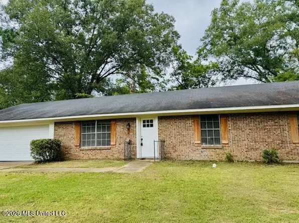 640 Tifton Dr, Jackson, MS 39212