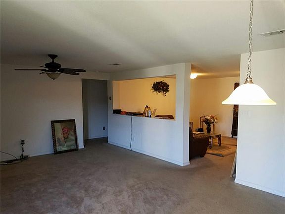 4th image of 14725 Cedar Creek Way
