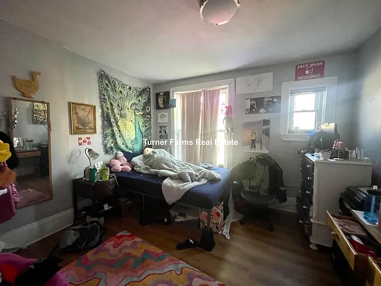 Hammond St — Photo 9