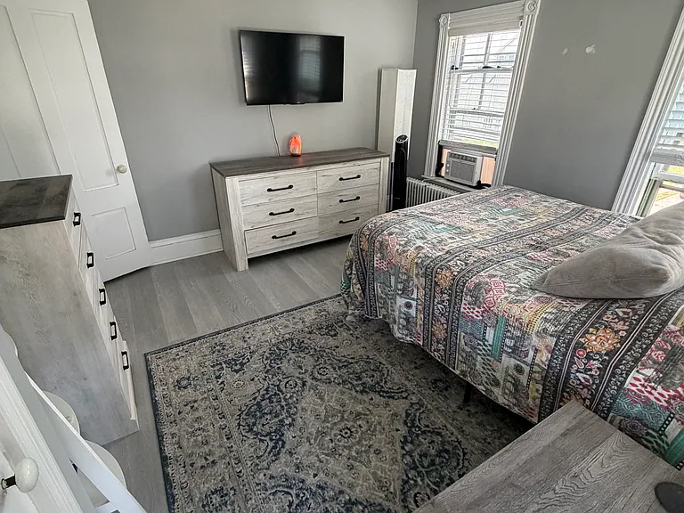 8 Kimball Ave #3 — Photo 11