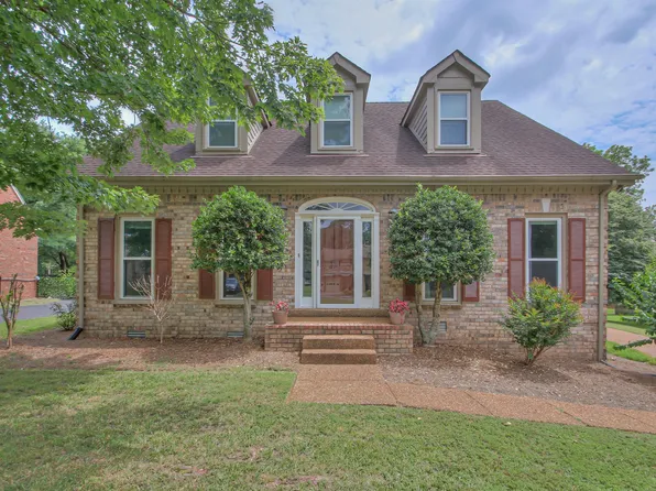 5713 Saint Charles Ct, Hermitage, TN 37076